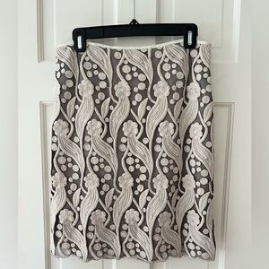 Per Se Floral Lace Skirt in Gray and Cream